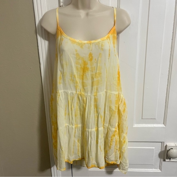 Torrid Yellow Tie Dye Strappy Cami Plus Size 2 2X B - Picture 3 of 6